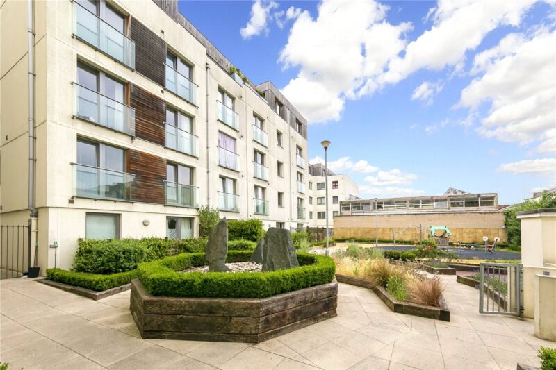 Garden Road, Richmond, TW9 4NR - Antony Roberts