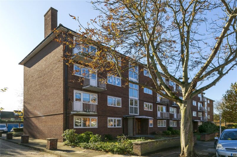 Garden Court, Lichfield Road, TW9 3JS - Antony Roberts