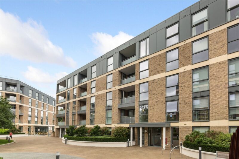 Advent House, Levett Square, TW9 4FA - Antony Roberts