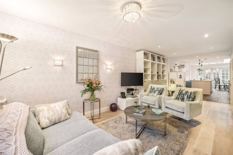 St. Margarets Grove, St Margarets, TW1 1JG - Antony Roberts