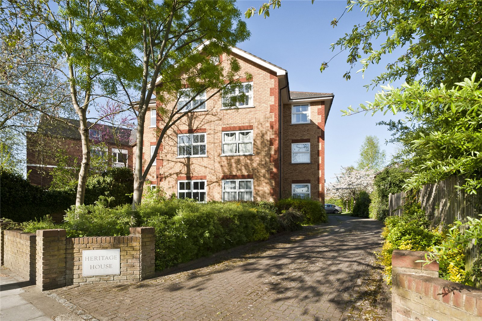 London Road, Twickenham, TW1 1EF - Antony Roberts
