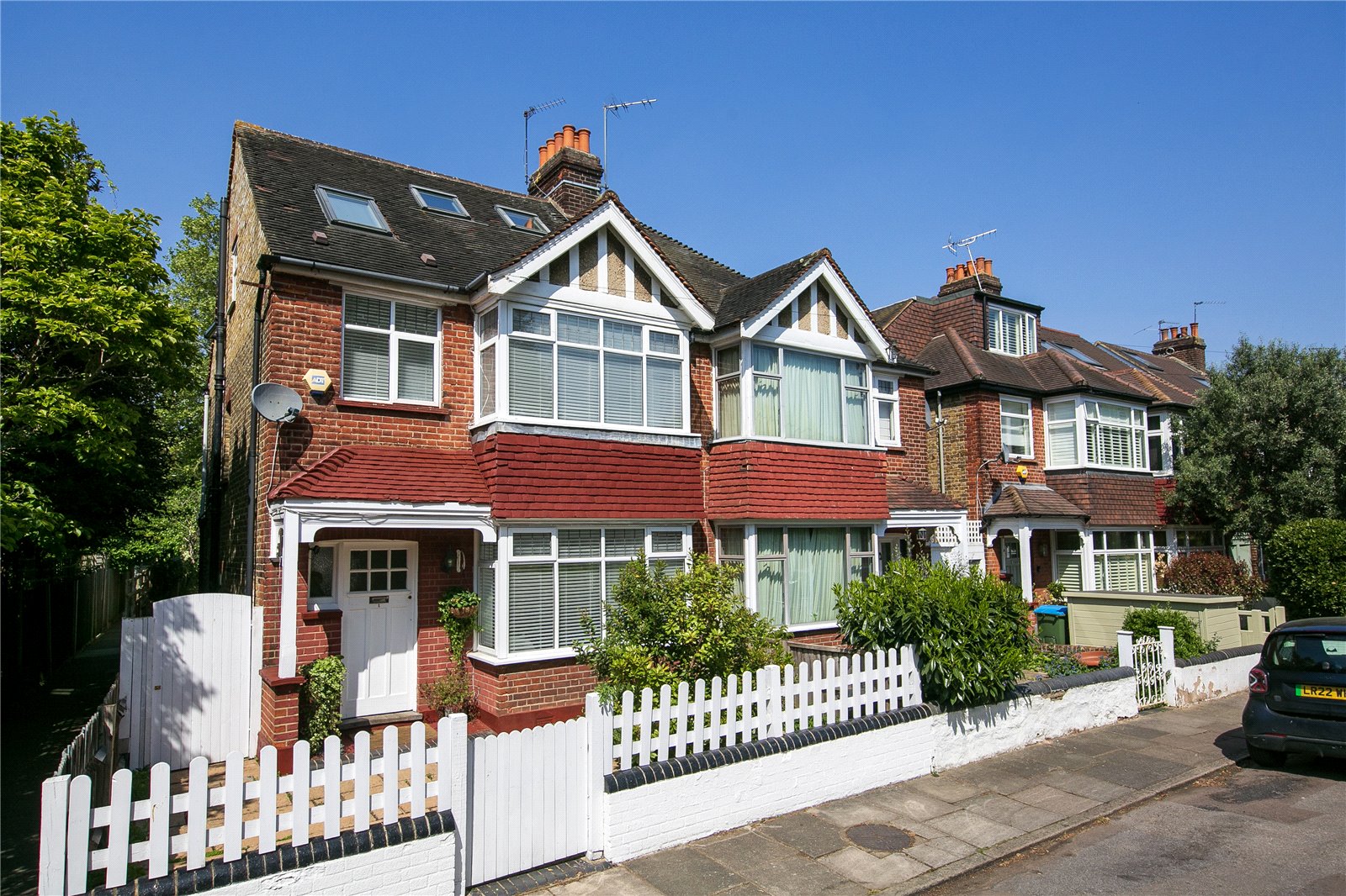 The Byeway, East Sheen, SW14 7NL - Antony Roberts