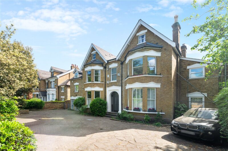 Kew Road, Kew, TW9 3JX - Antony Roberts