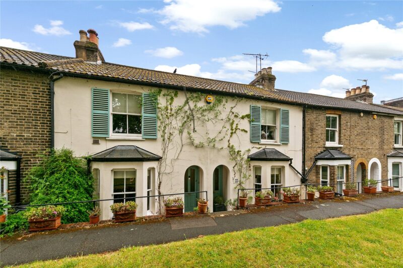 Watcombe Cottages, Kew, TW9 3BD - Antony Roberts