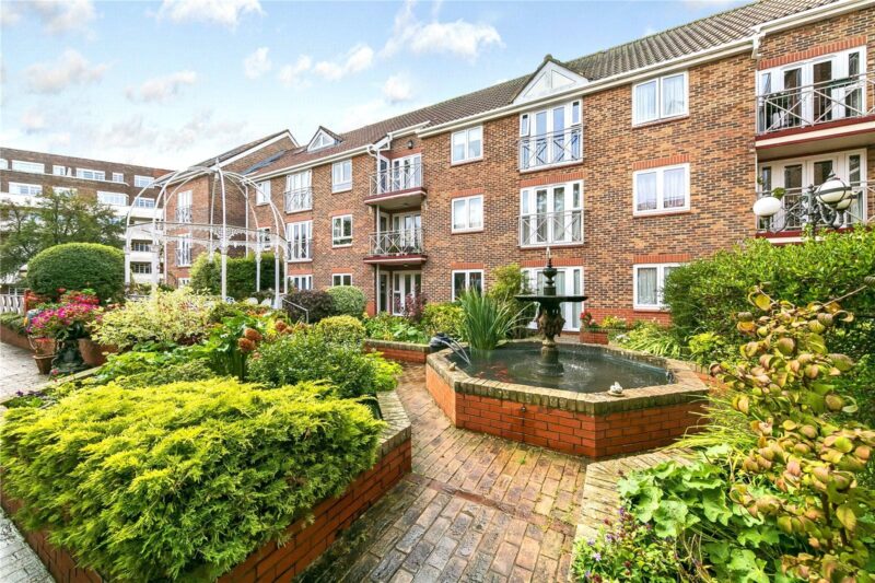 Sheen Road, Richmond, TW9 1AE - Antony Roberts