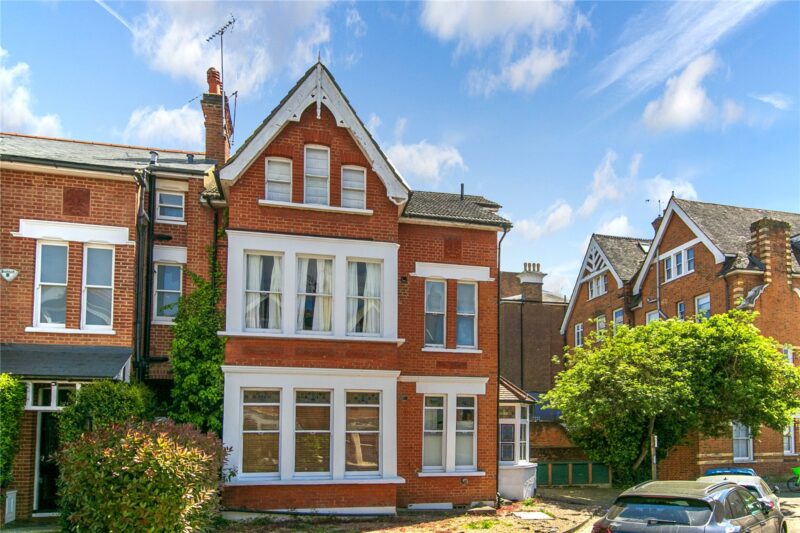 Ellerker Gardens, Richmond, TW10 6AA - Antony Roberts