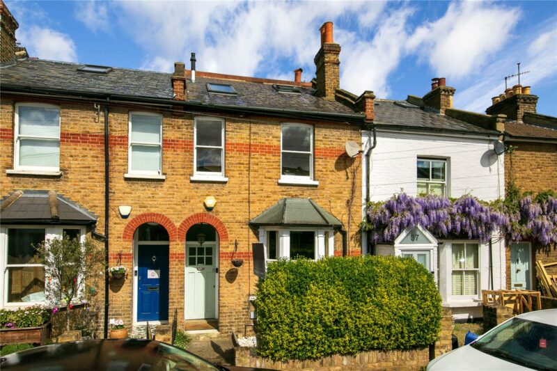 St. Margarets Grove, St Margarets, TW1 1JF - Antony Roberts