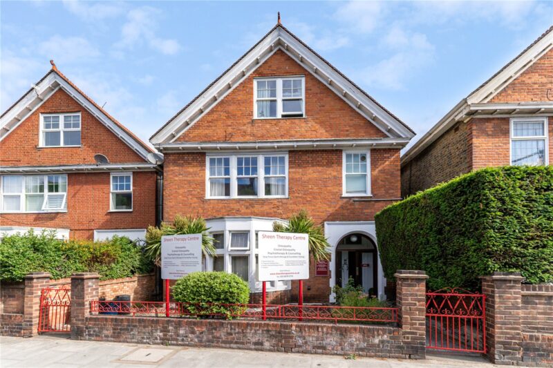 Upper Richmond Road West, London, SW14 7JR - Antony Roberts