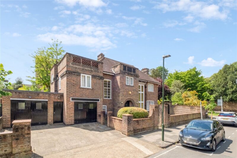 Kew Road, Kew, TW9 3JX - Antony Roberts