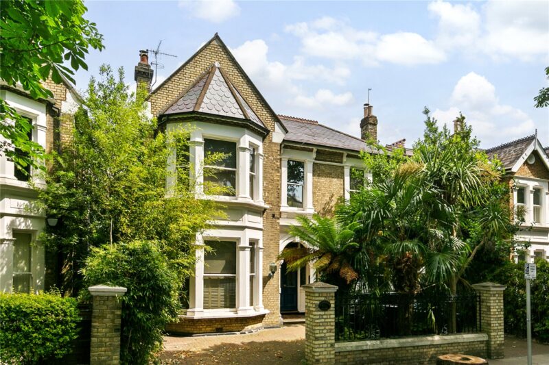 Lichfield Road, Kew, TW9 3JR - Antony Roberts