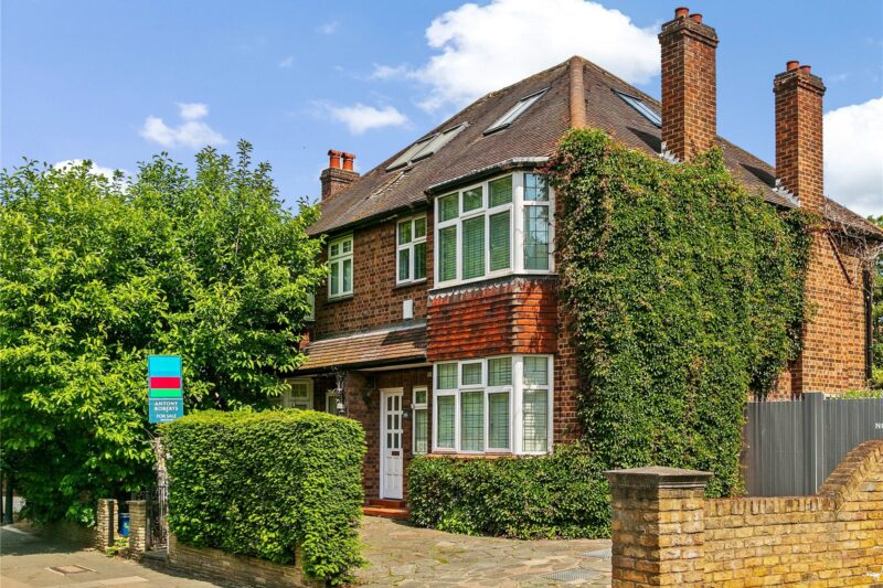 Kew Road, Kew, TW9 3DU - Antony Roberts