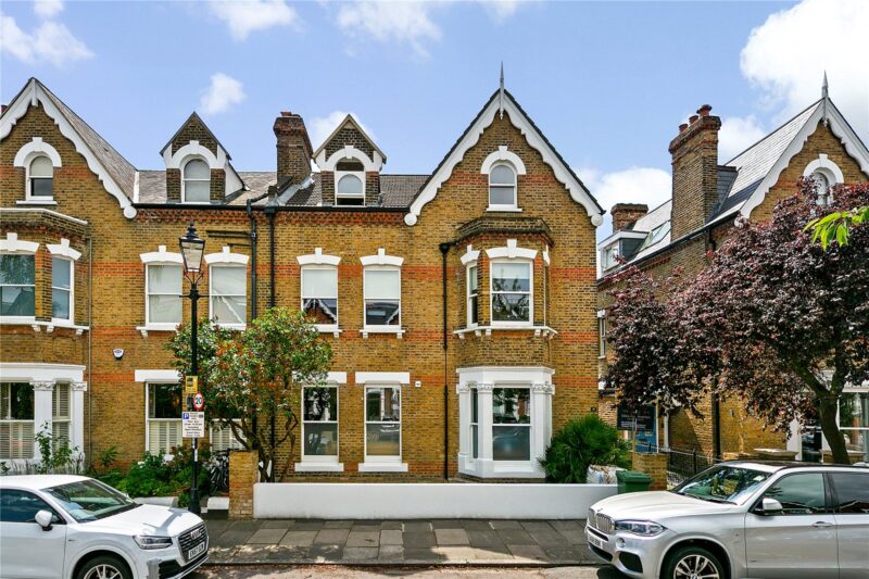 Priory Road, Kew, TW9 3DF - Antony Roberts