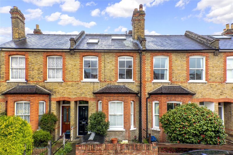 Heath Gardens, Twickenham, TW1 4LZ - Antony Roberts