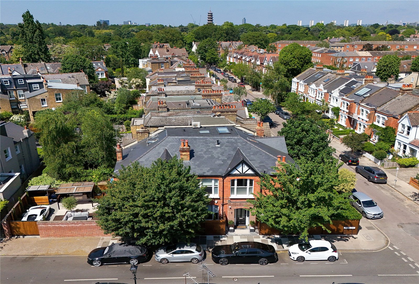 Pagoda Avenue, Richmond, TW9 2HF - Antony Roberts