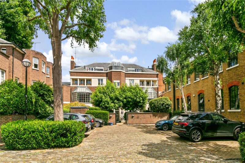 Retreat Road, Richmond, TW9 1NN - Antony Roberts