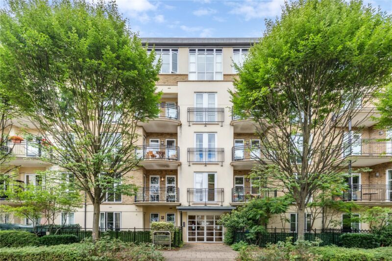 Lavender House, 31 Melliss Avenue, TW9 4AB - Antony Roberts