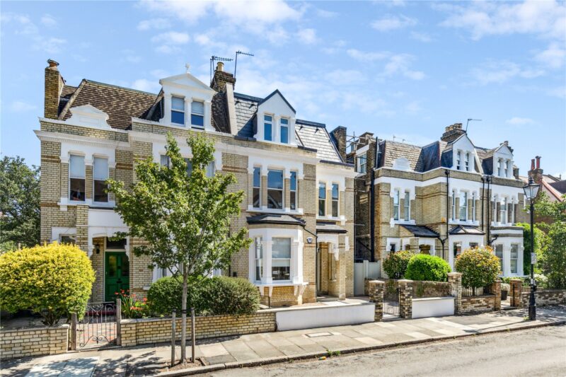 Priory Road, Richmond, TW9 3DH - Antony Roberts