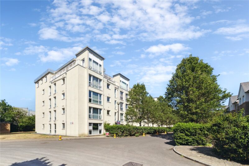 Melliss Avenue, Richmond, TW9 4BG - Antony Roberts