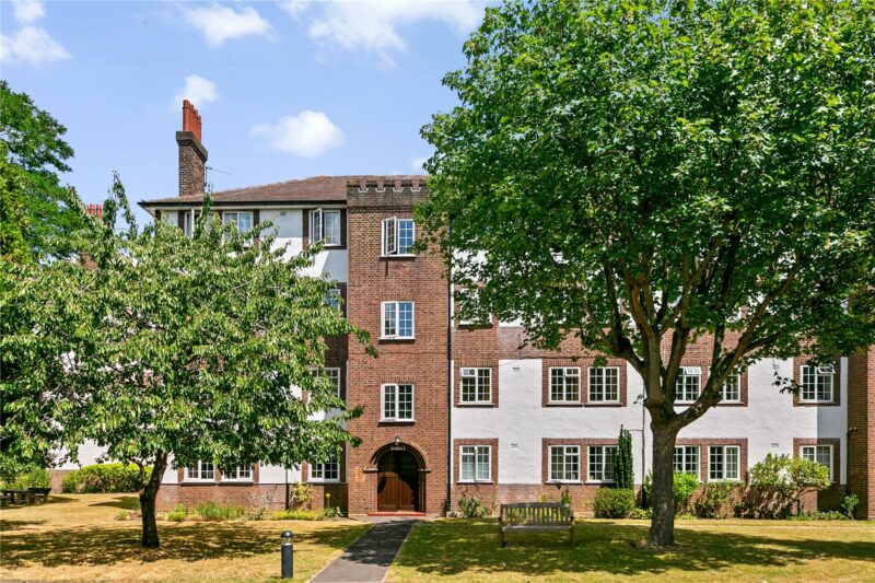 Kew Road, Kew, TW9 3EA - Antony Roberts