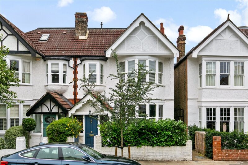 Burlington Avenue, Kew, TW9 4DF - Antony Roberts