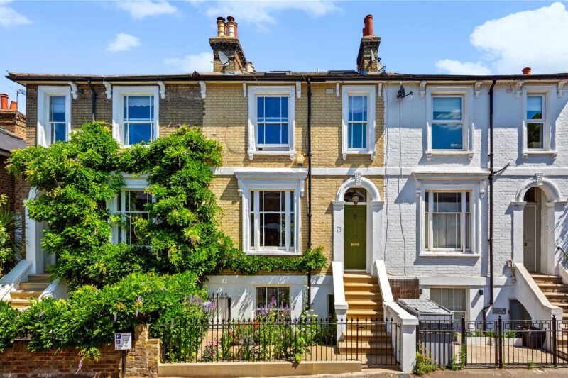 Shaftesbury Road, Richmond, TW9 2TD - Antony Roberts