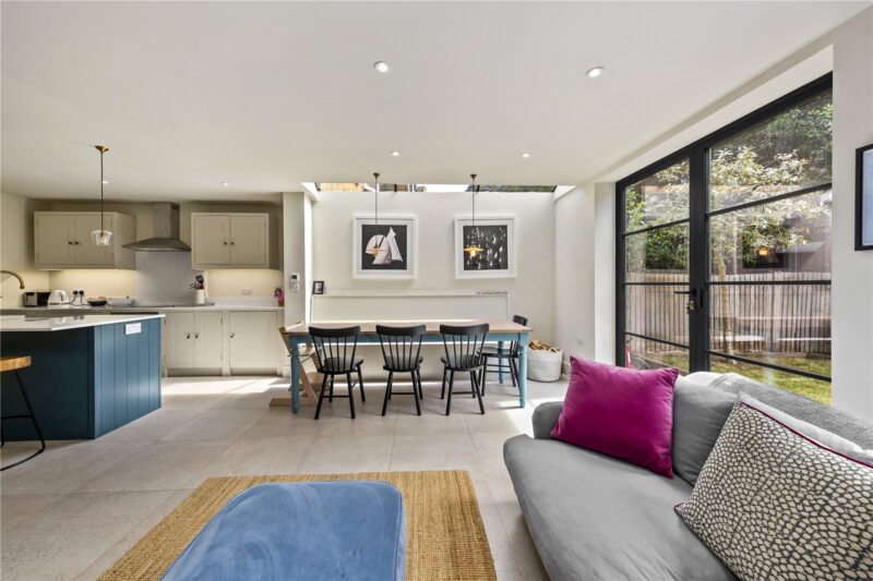 St. Pauls Road, Richmond, TW9 2HH - Antony Roberts