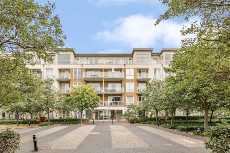 Melliss Avenue, Richmond, TW9 4BX - Antony Roberts