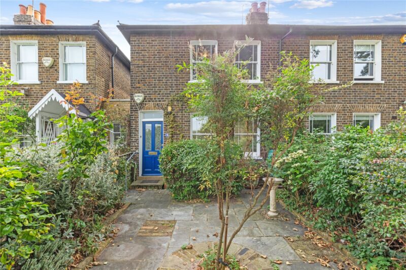 Willow Cottages, Richmond, TW9 3AT - Antony Roberts