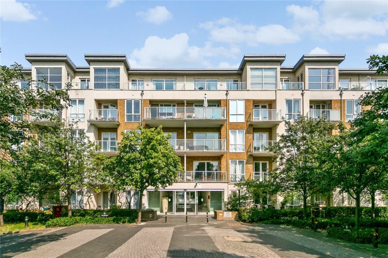 Melliss Avenue, Kew, TW9 4BX - Antony Roberts