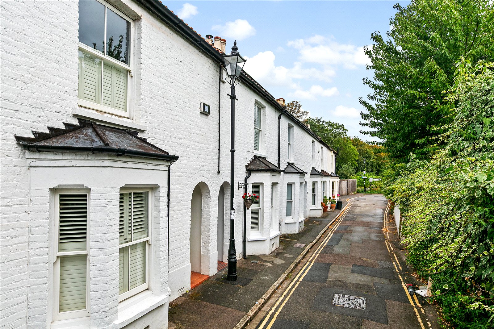 Watcombe Cottages, Richmond, TW9 3BD - Antony Roberts