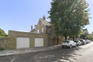 - Antony Roberts  - Antony Roberts