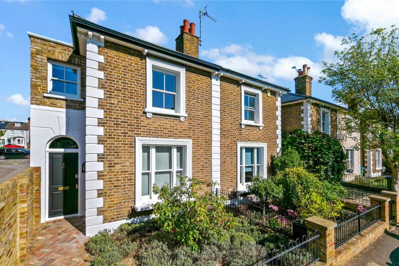 Shaftesbury Road, Richmond, TW9 2TD - Antony Roberts