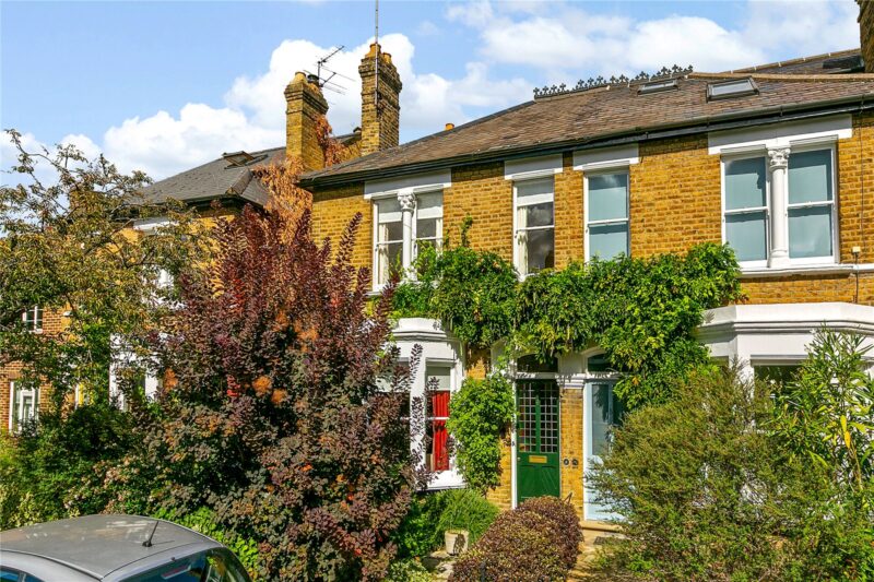 Clarence Road, Kew, TW9 3NL - Antony Roberts