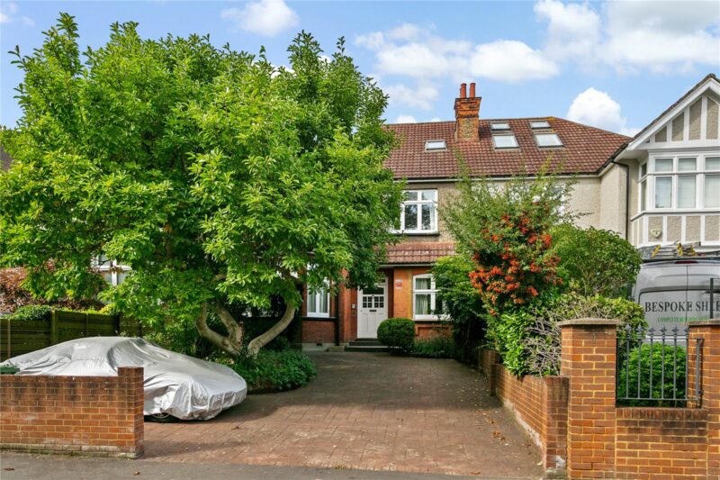 Queens Road, Richmond, TW10 6HJ - Antony Roberts