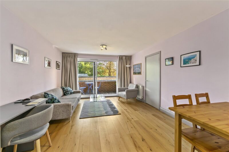 Cambridge Park, East Twickenham, TW1 2JF - Antony Roberts