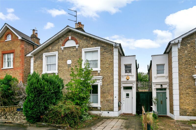 St. Marys Grove, Richmond, TW9 1UY - Antony Roberts