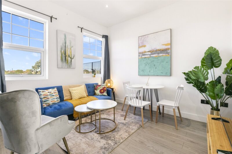 Upper Richmond Road West, East Sheen, SW14 7JX - Antony Roberts