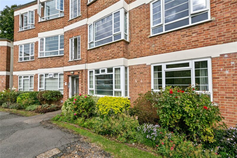 Old House Gardens, Park Road, TW1 2QB - Antony Roberts