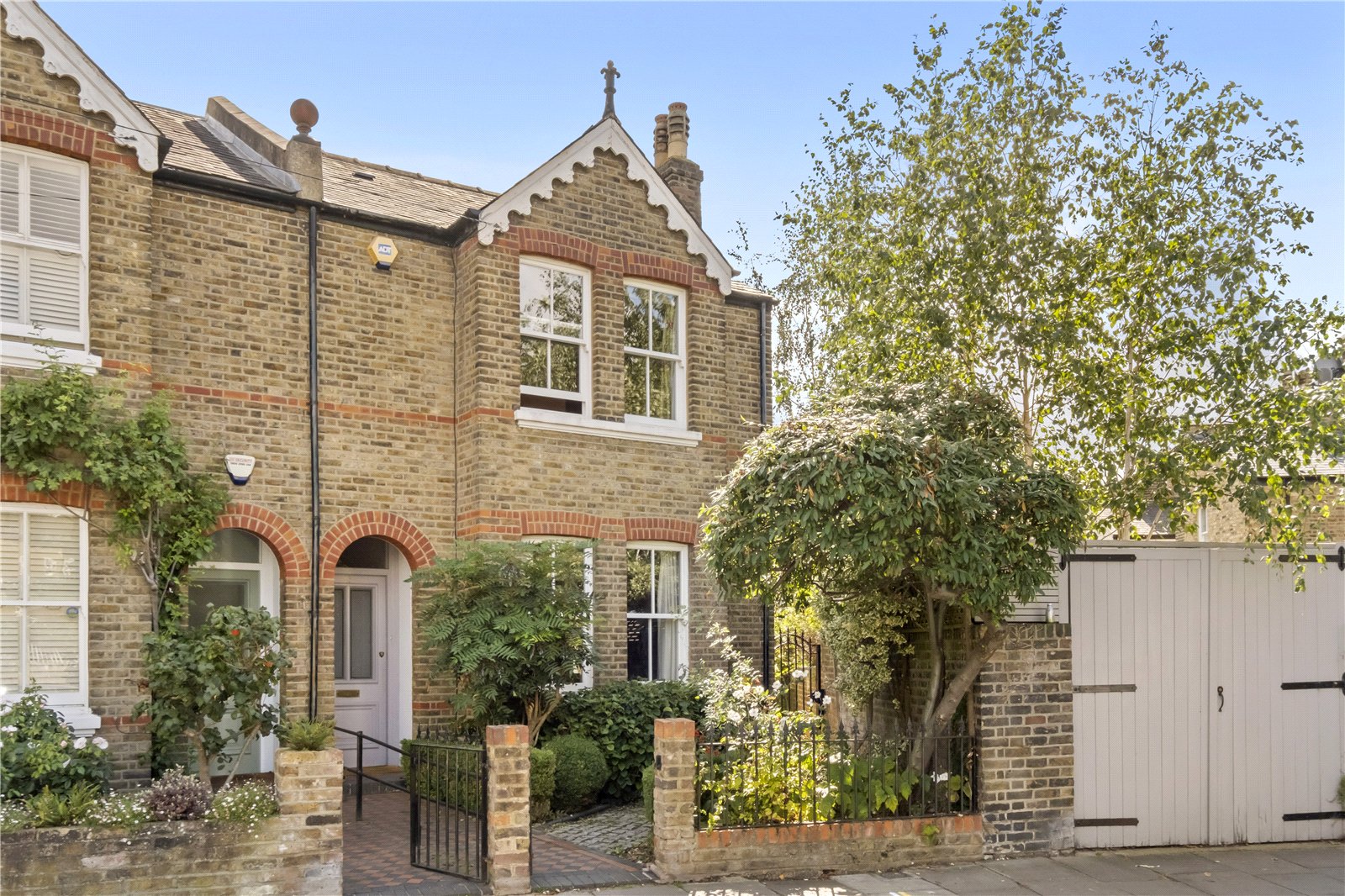 Broadway Avenue, St Margarets, TW1 1RH - Antony Roberts