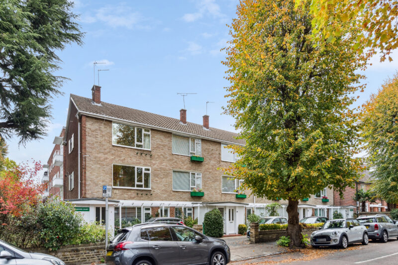 Devonshire Court, Holmesdale Road, TW9 3JY - Antony Roberts