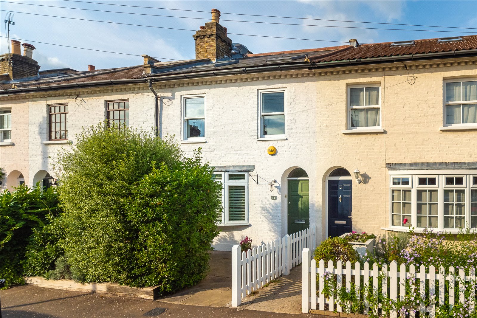 Alexandra Road, Richmond, TW9 2BS - Antony Roberts Alexandra Road, Richmond, TW9 2BS - Antony Roberts
