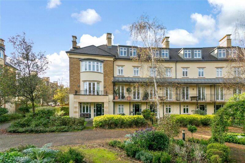 Kelsall Mews, Kew, TW9 4BP - Antony Roberts