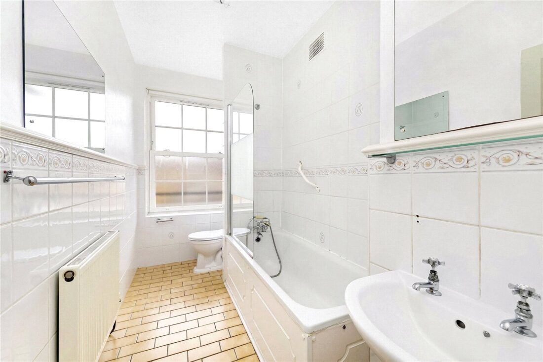 - Antony Roberts  - Antony Roberts