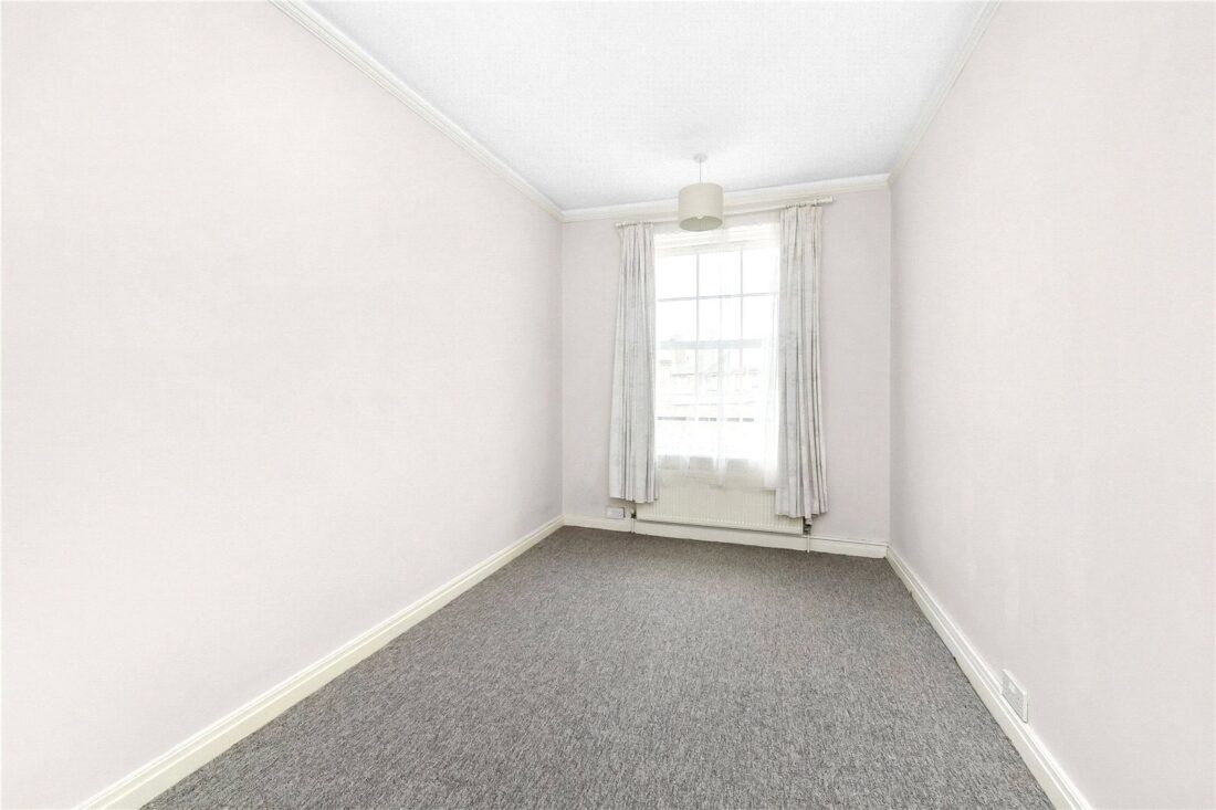 - Antony Roberts  - Antony Roberts