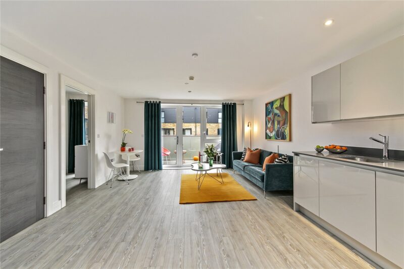 Swan Court, Swan Street, TW7 6XW - Antony Roberts