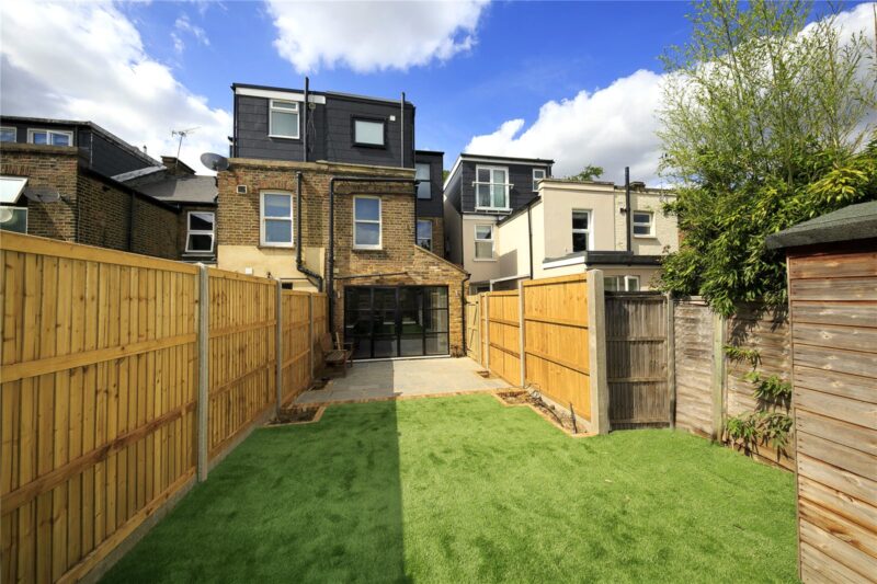 Chertsey Road, St Margarets, TW1 1JQ - Antony Roberts