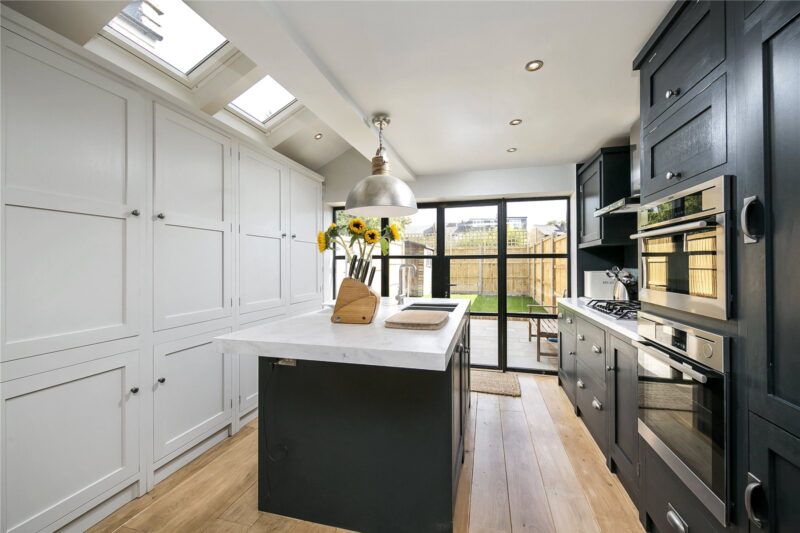 Chertsey Road, St Margarets, TW1 1JQ - Antony Roberts