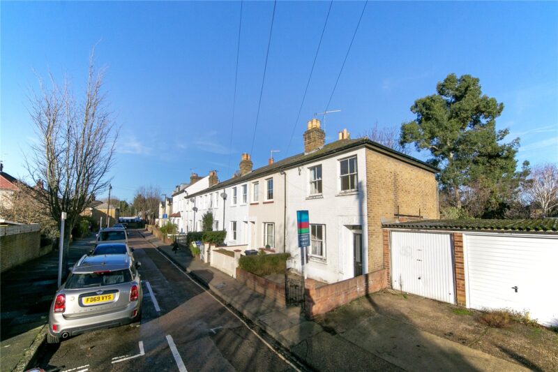 Beauchamp Road, Twickenham, TW1 3JD - Antony Roberts