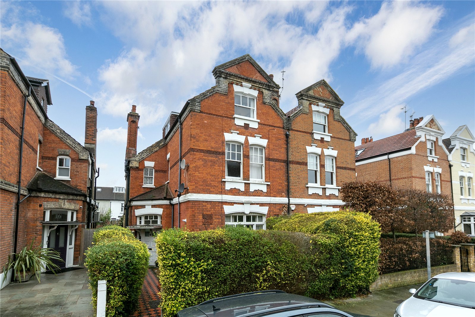 Sheen Park, Richmond, TW9 1UW - Antony Roberts