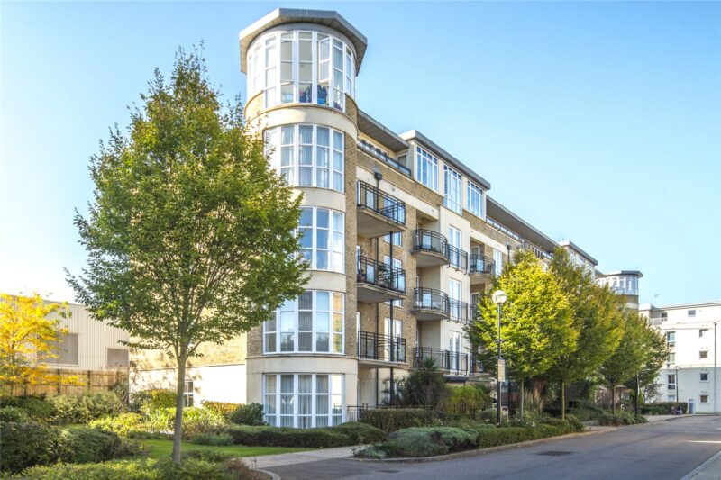 Melliss Avenue, Kew, TW9 4AE - Antony Roberts